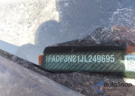 2018 Ford Focus Titanium из США, поврежденный, VIN 1FADP3N21JL249695